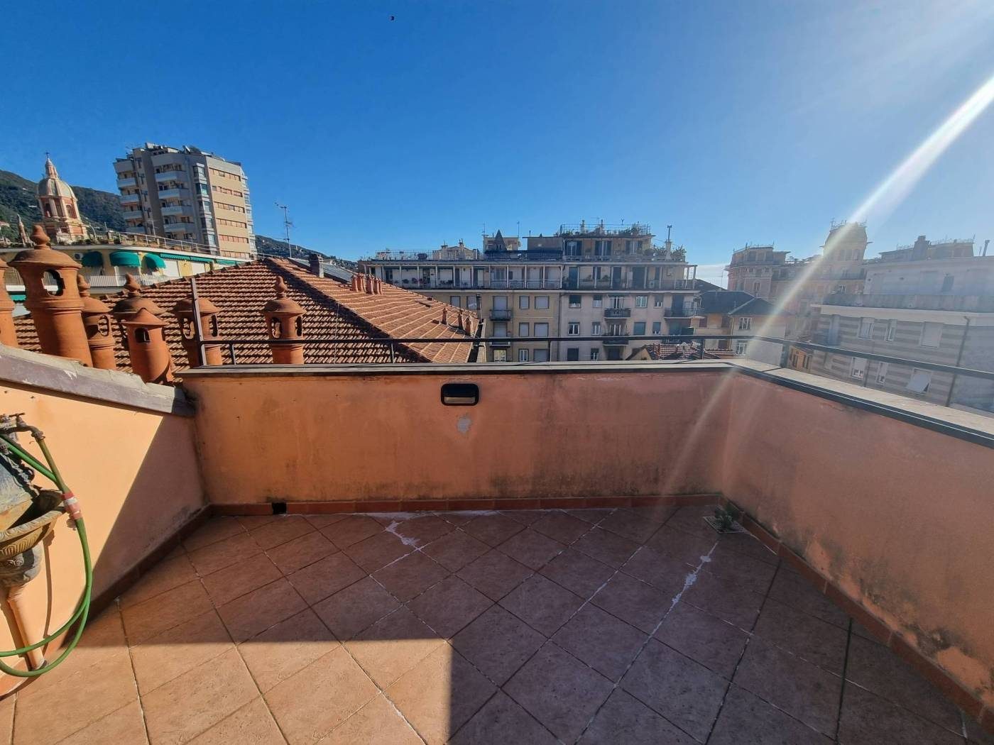 Rapallo centro con terrazzo