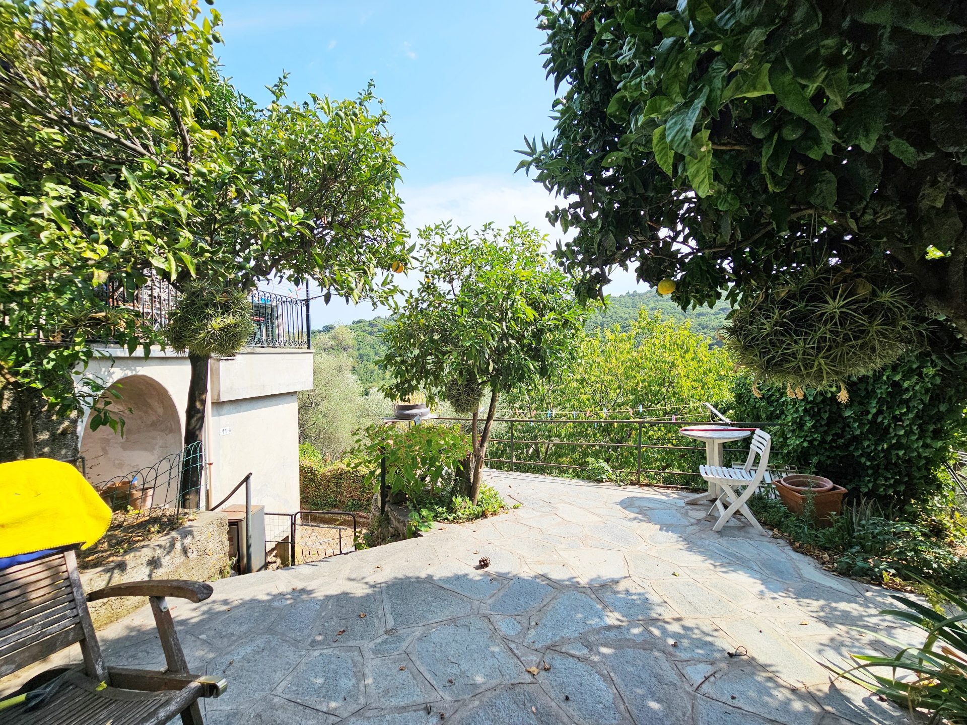 Appartamento in villetta con giardino