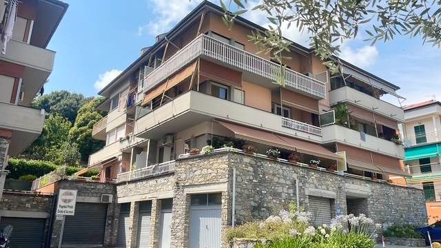 Ultimo piano con posto auto